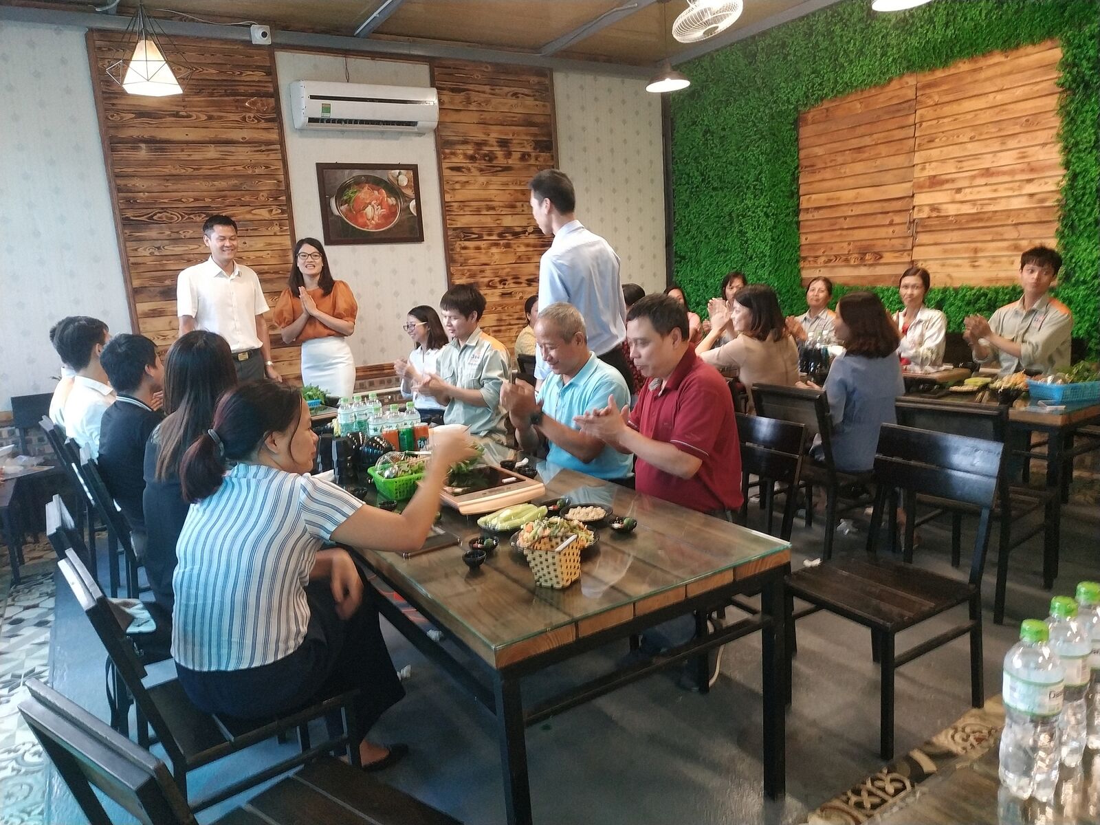 Chào mừng ngày phụ nữ Việt Nam 20/10 tại công ty năm 2019