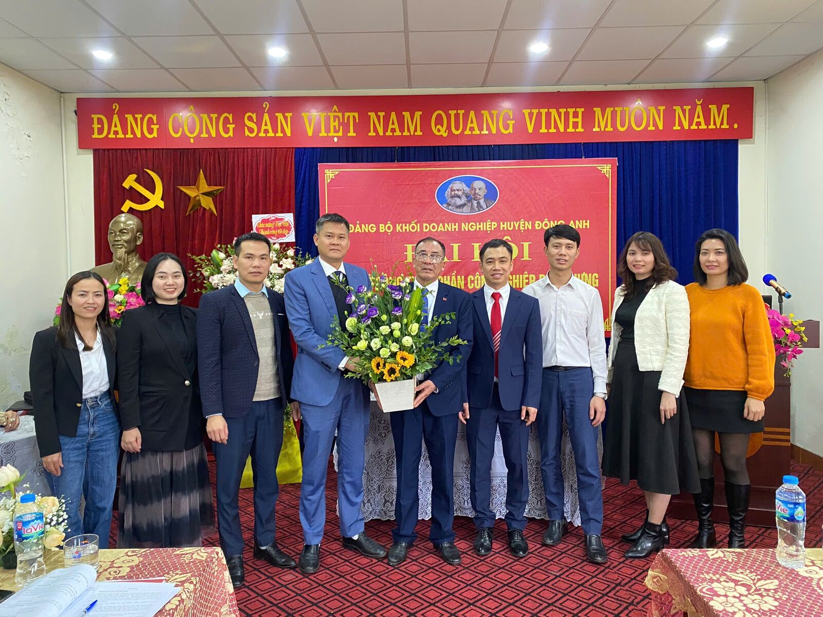 Tổ chức đại hội chi bộ Công ty Cổ phần Công nghiệp Đông Hưng lần 6, nhiệm kỳ 2025-2027