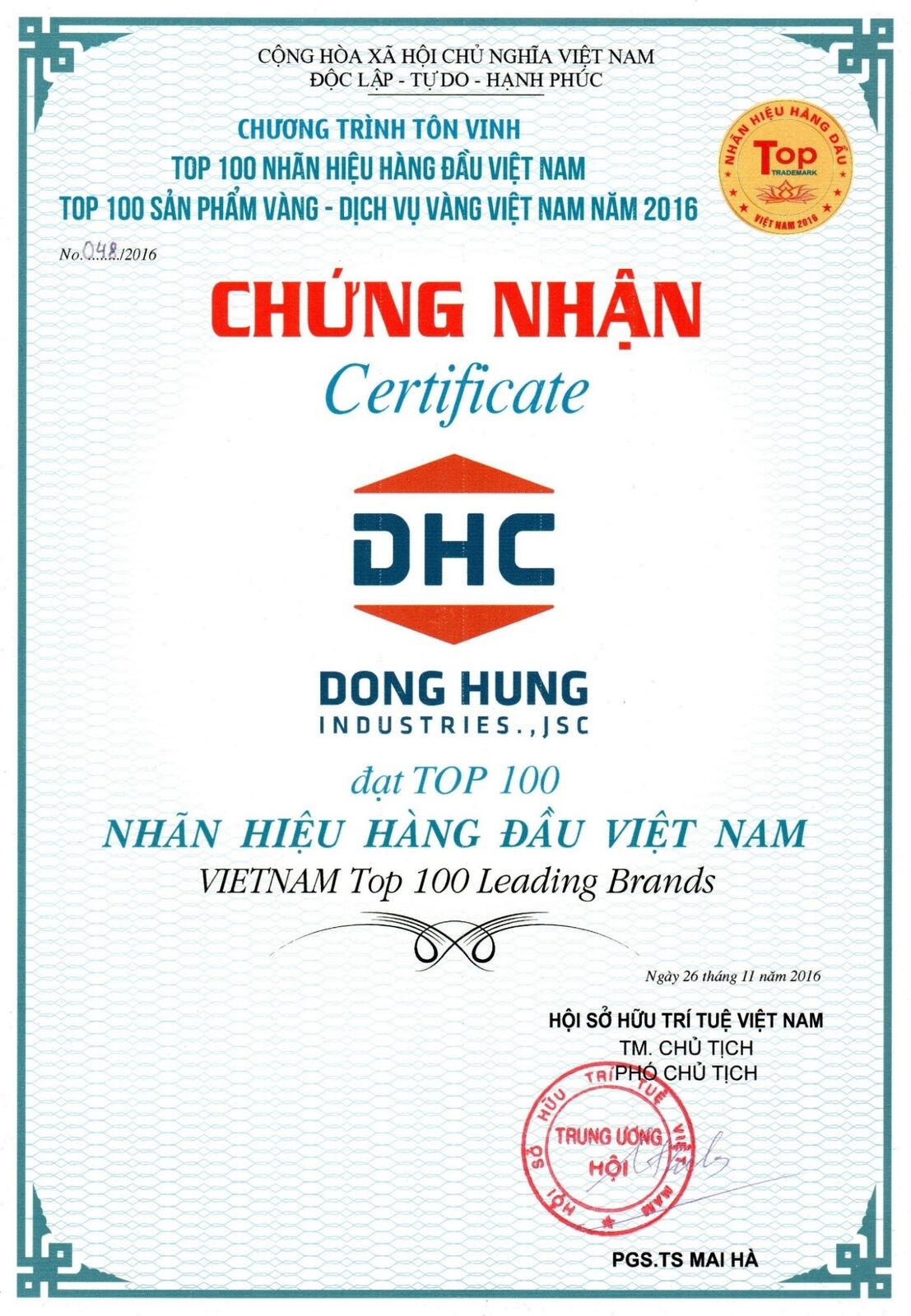 Bằng khen và chứng nhận Đông Hưng 1