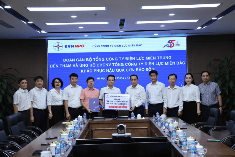 273 kỹ sư và công nhân điện lực miền Trung sẽ ra miền Bắc hỗ trợ khắc phục sự cố lưới điện