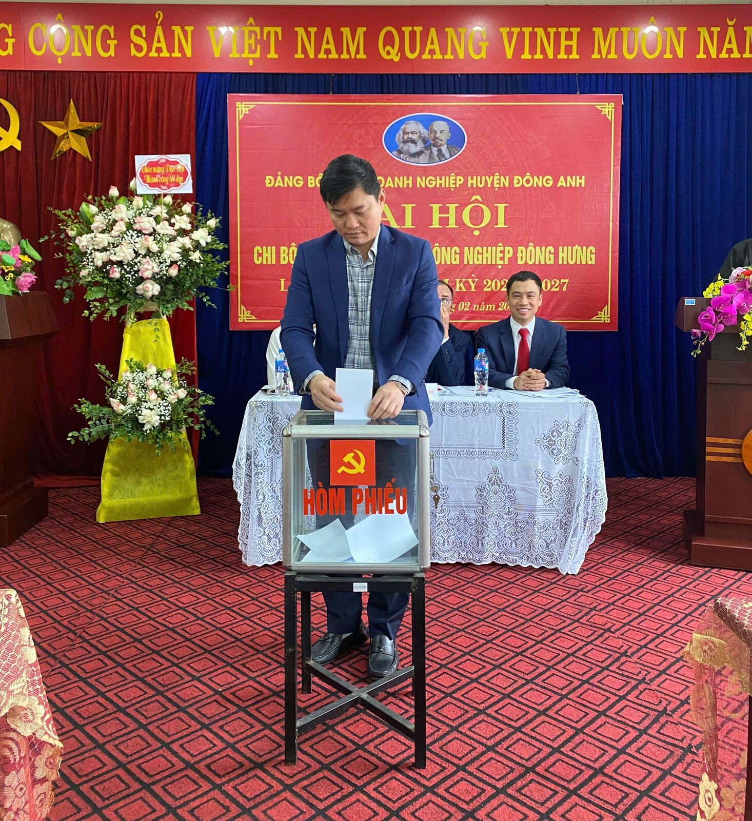 Tổ chức đại hội chi bộ Công ty Cổ phần Công nghiệp Đông Hưng lần 6, nhiệm kỳ 2025-2027