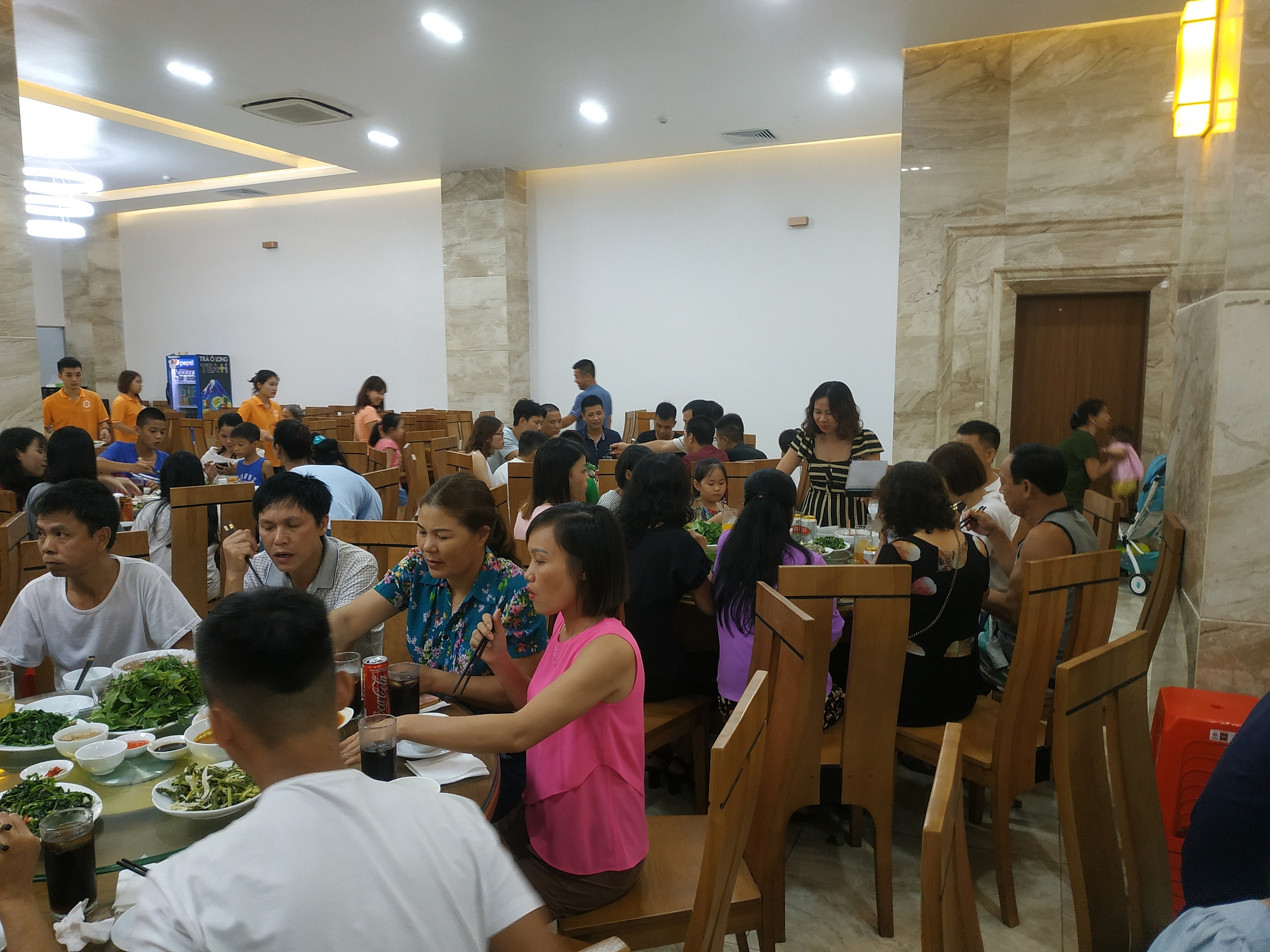 Công ty tổ chức nghỉ mát cho CB-CNV trong công ty